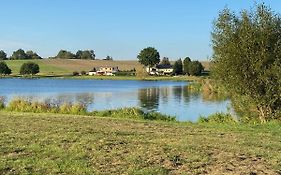 Chata na Hadině - 30m od vody